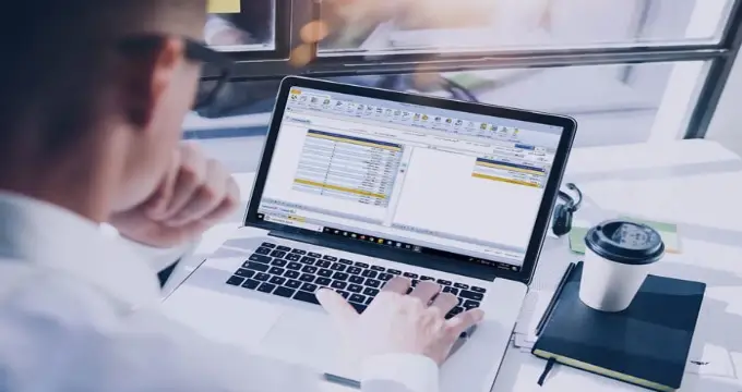 بررسی تخصصی نرم افزار حقوق و دستمزد پرسنلی در سال 1404